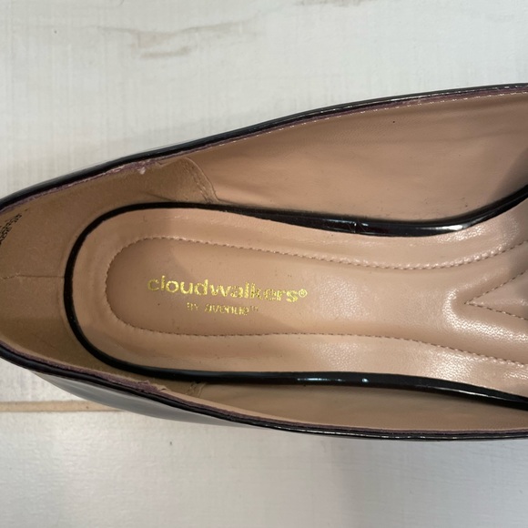 NWOB Cloudwalker Quinn by Avenue Faux Leopard Hair Black Patent Flats, Sz 9.5W - Picture 4 of 9